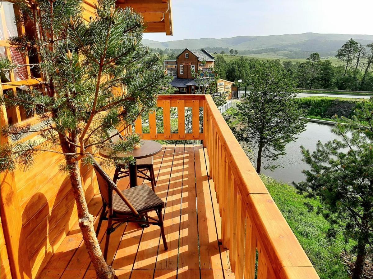 El Paso City, Zlatibor - Unique Wooden Cottages, Treehouse, Wild West Rooms, Accommodation 1-6 People Exteriör bild