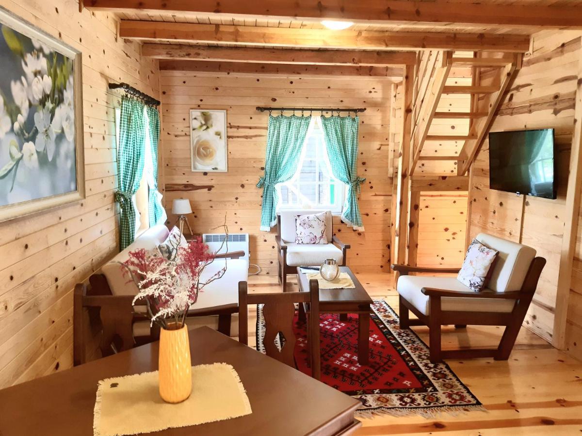 El Paso City, Zlatibor - Unique Wooden Cottages, Treehouse, Wild West Rooms, Accommodation 1-6 People Exteriör bild