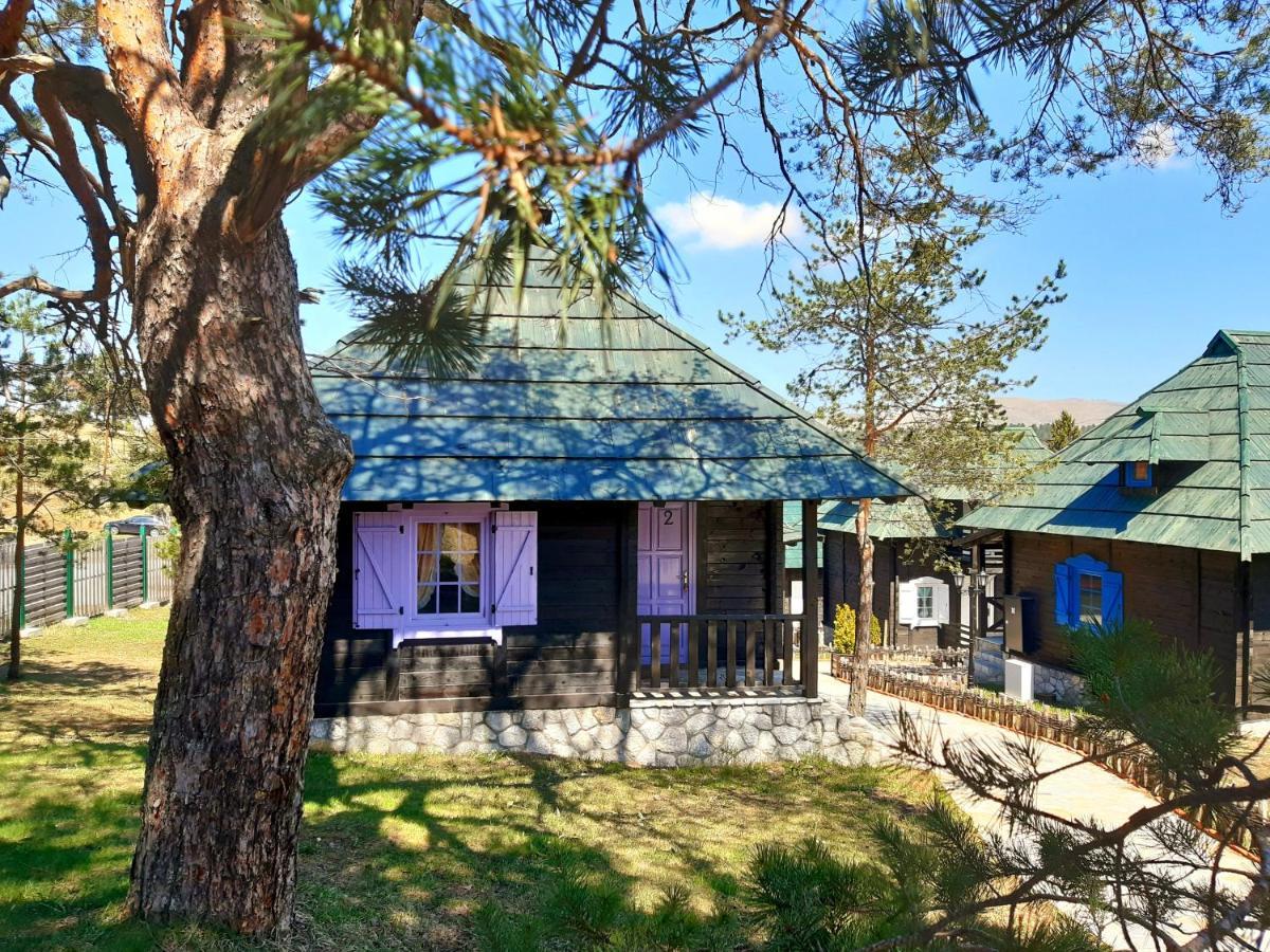 El Paso City, Zlatibor - Unique Wooden Cottages, Treehouse, Wild West Rooms, Accommodation 1-6 People Exteriör bild