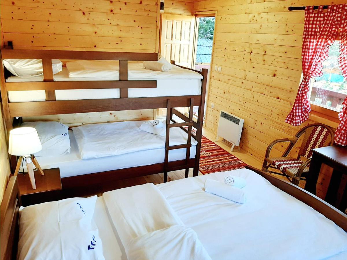 El Paso City, Zlatibor - Unique Wooden Cottages, Treehouse, Wild West Rooms, Accommodation 1-6 People Exteriör bild