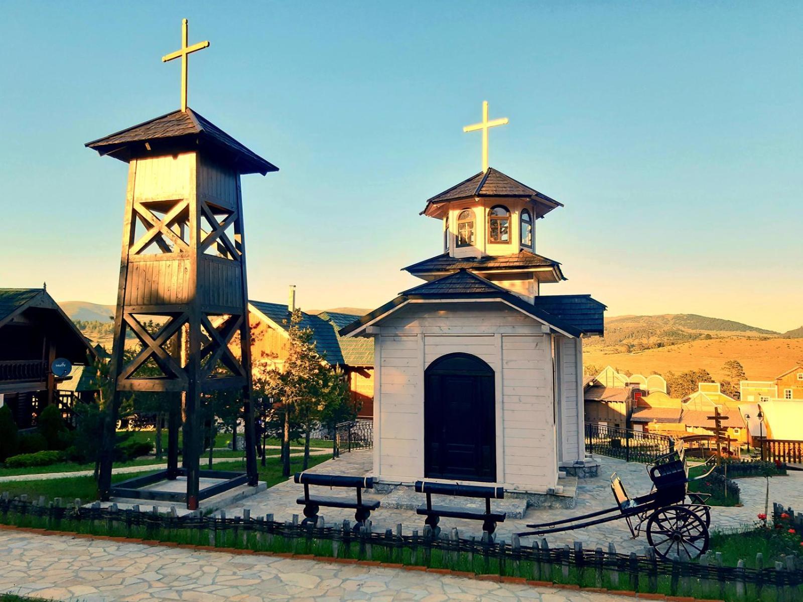 El Paso City, Zlatibor - Unique Wooden Cottages, Treehouse, Wild West Rooms, Accommodation 1-6 People Exteriör bild